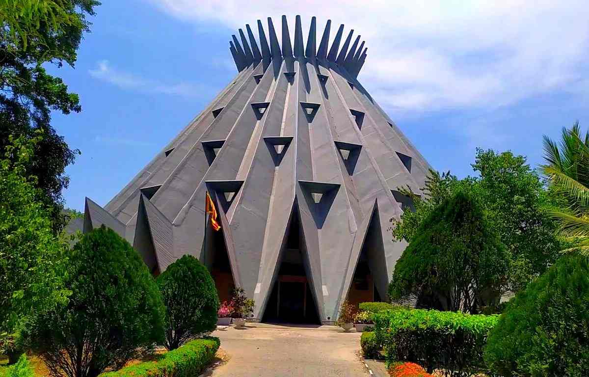 افلاک‌نما سریلانکا؛ از معروف‌ترین جاهای دیدنی کلمبو 