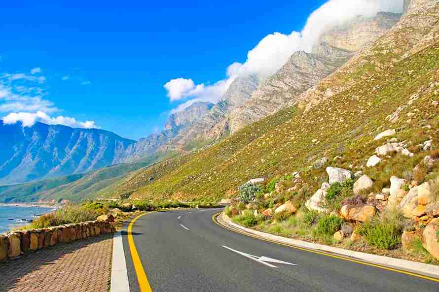 کیپ تاون به چی معروفه؟ به خلیج False