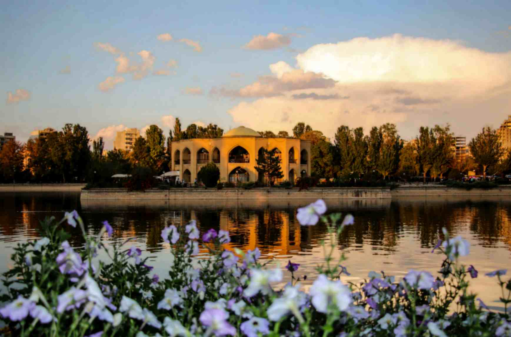 سفر به تبریز در بهار