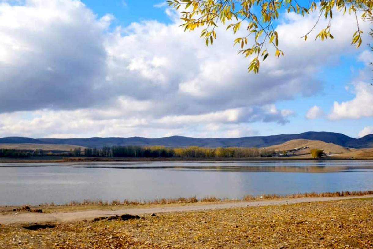 سفر به تبریز در زمستان؛ تالاب قوری‌گل