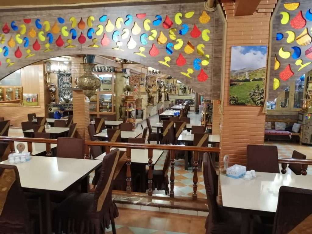 بهترین رستوران‌ های سنندج؛ رستوران جهان‌نما