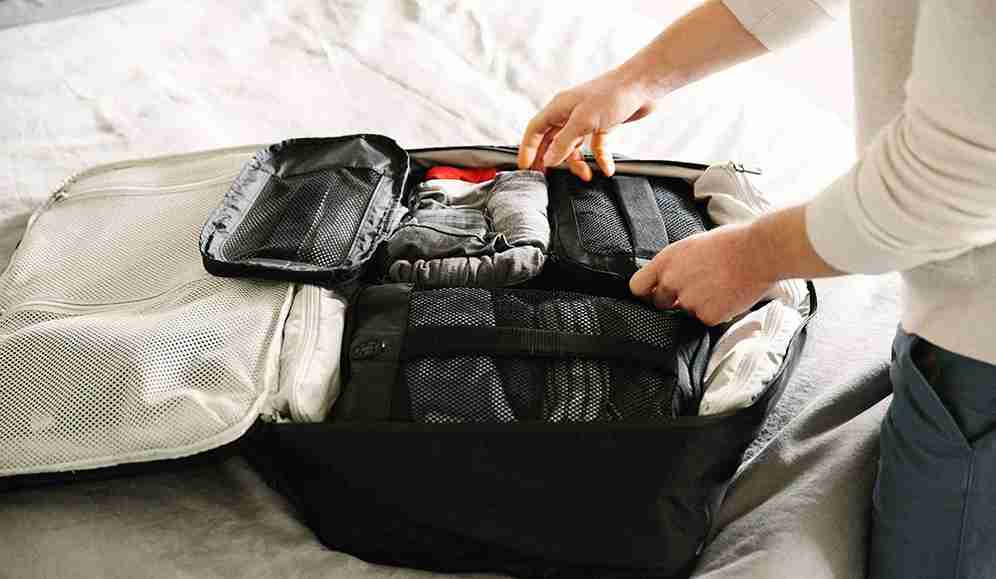 پرواز از تهران به دومینیکا