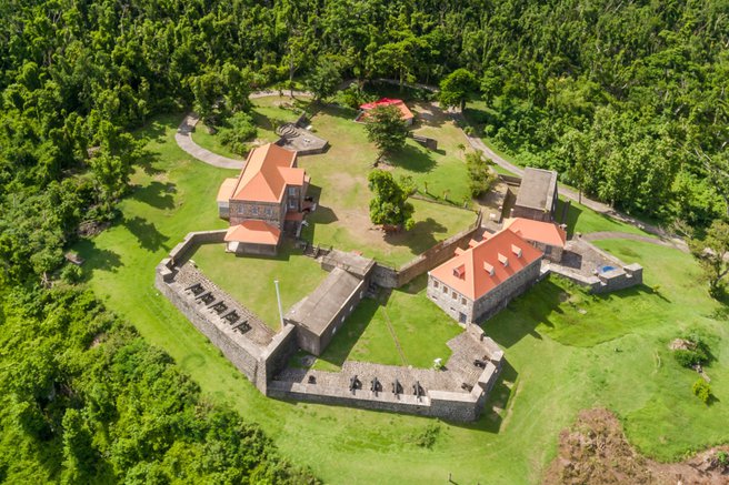 درباره دومینیکا