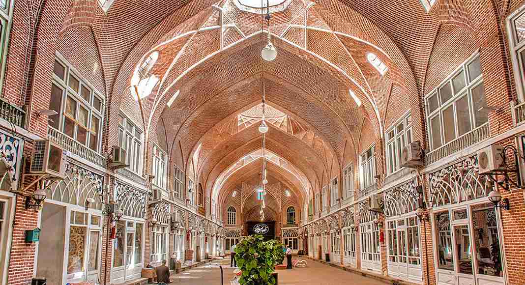 بازار بزرگ تبریز؛ از رستوران حاج علی تا راسته ی بلورفروشان!