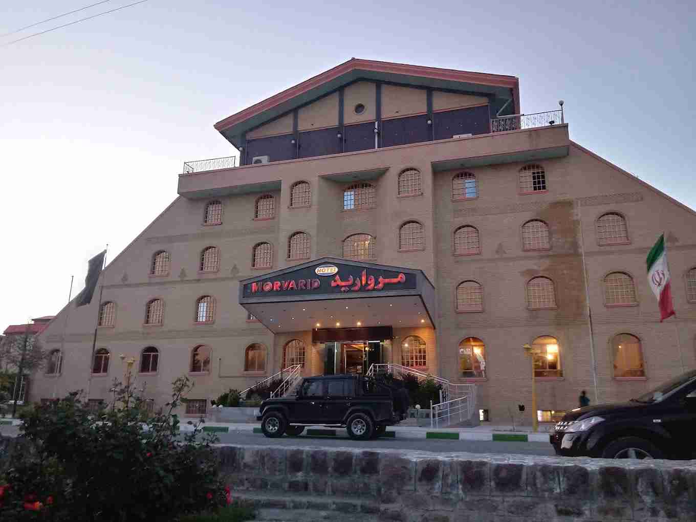 اقامتگاه‌های اطراف برای بازدید از دریاچه ارومیه