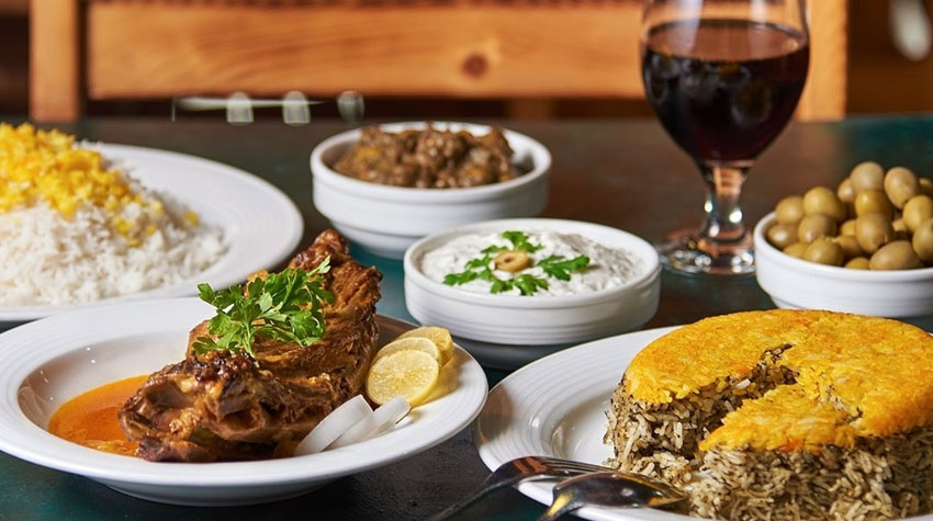 راهنمای سفر به گرگان؛ رستوران میخوش