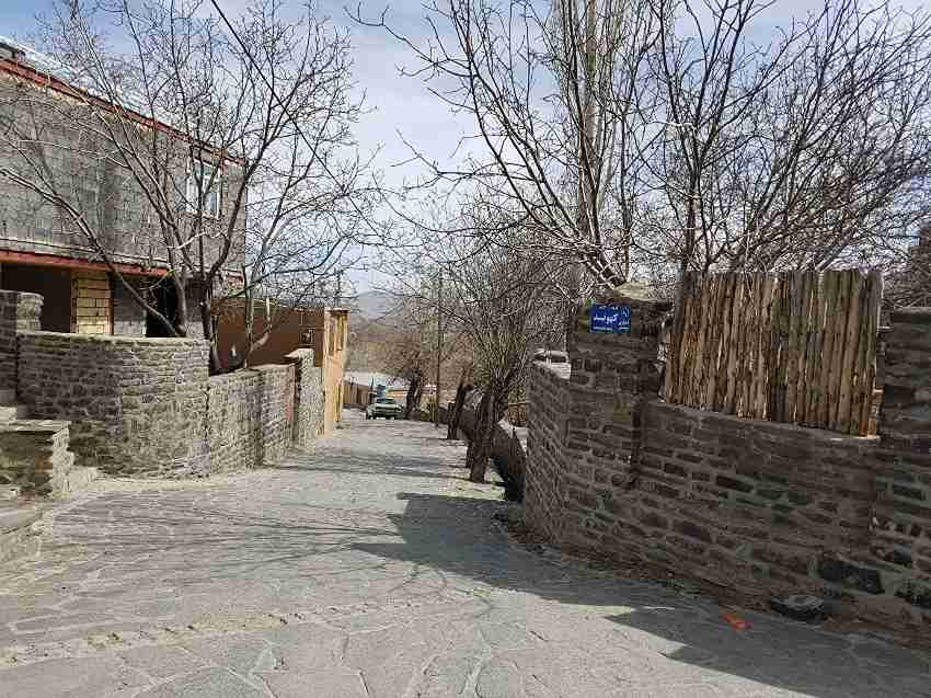 بهترین زمان سفر به همدان؛  روستای سیمین ابرو