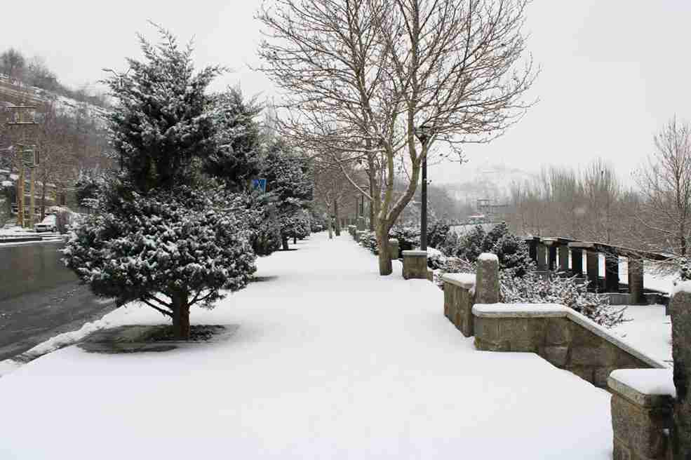 بهترین زمان سفر به همدان؛ زمستان