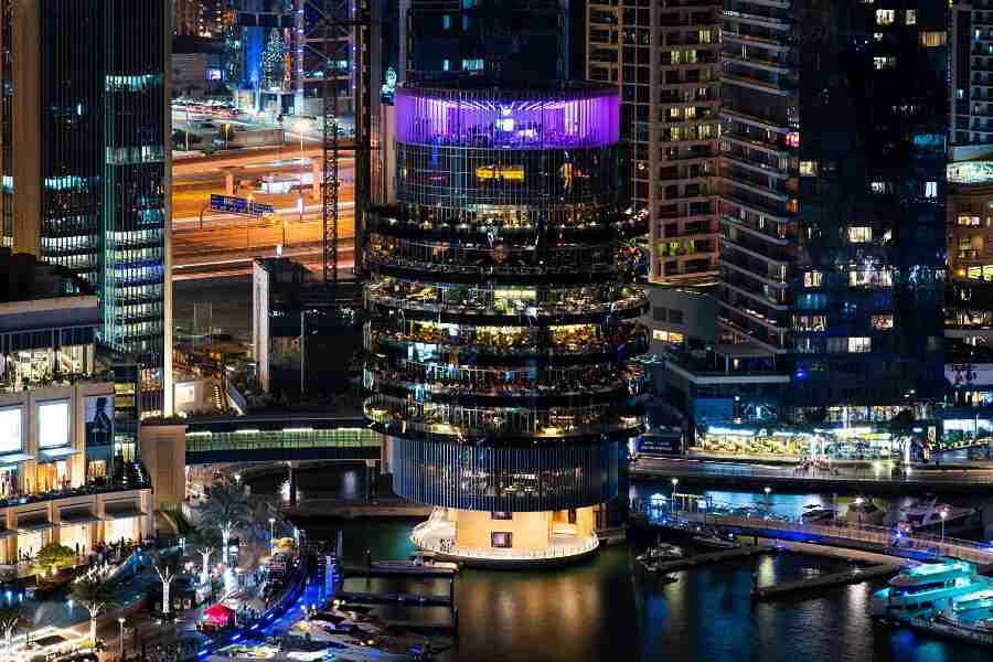 دبی در شب؛ دبی مارینا