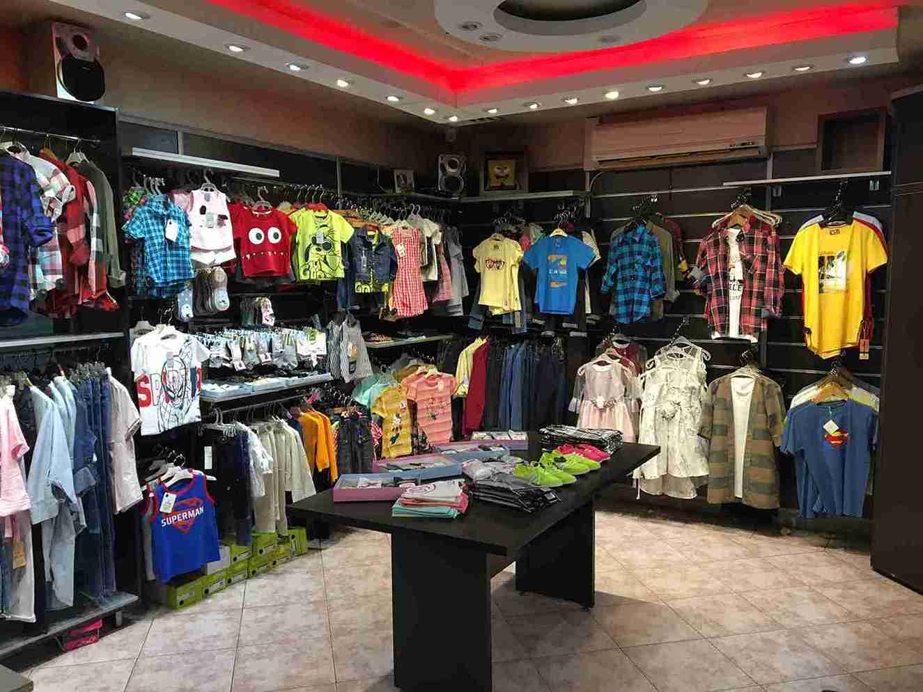 بهترین مراکز خرید بابلسر؛ فروشگاه خانواده برتر