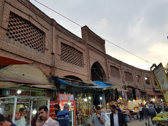 آشنایی با بازار تاریخی ارومیه؛ خرید سوغاتی همراه با قدم زدن در تاریخ