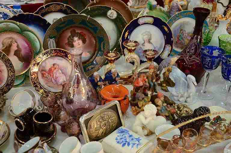 بازار کنه‌فروشی فریکوی: کاوش در گذشته‌های دور