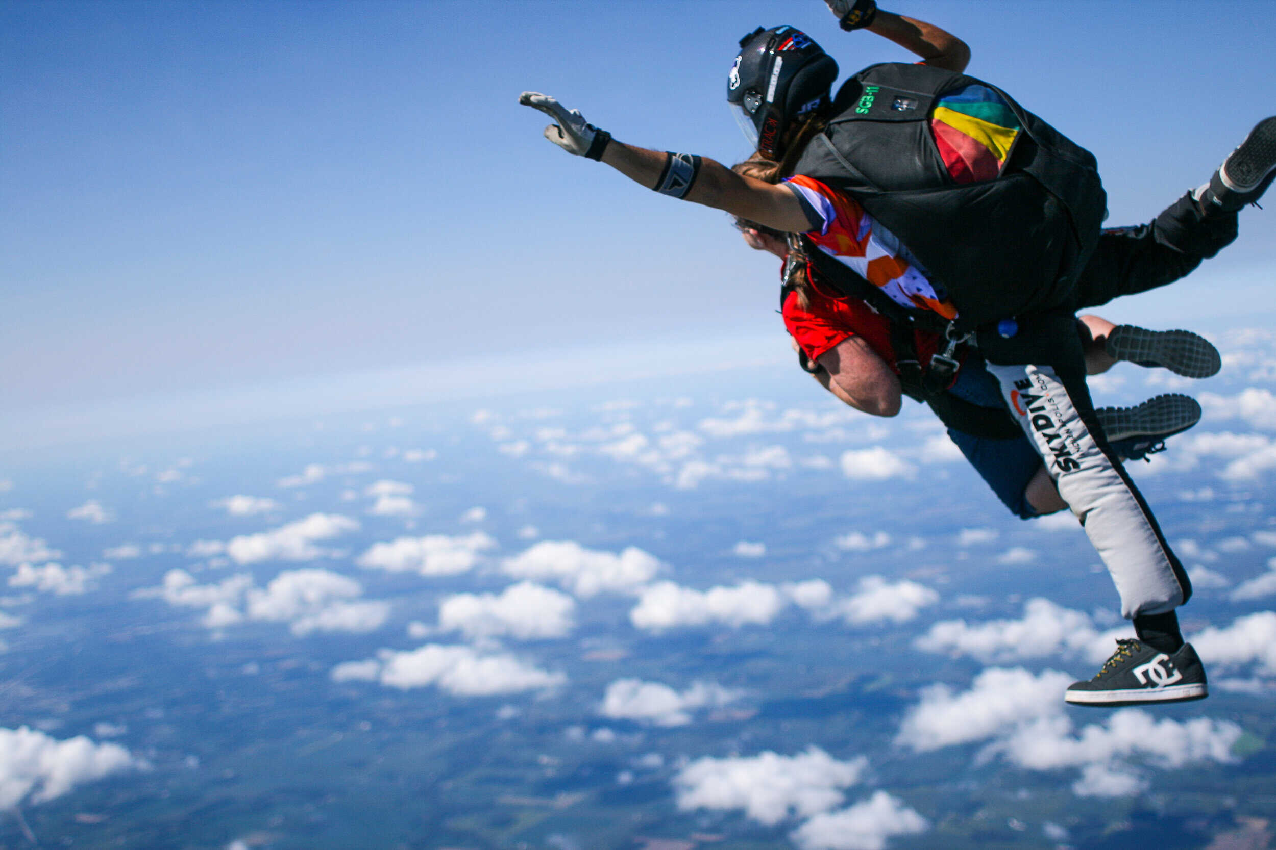 اسکای دایوینگ دبی