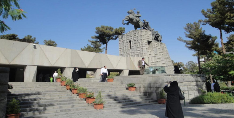 موزه نادری مشهد