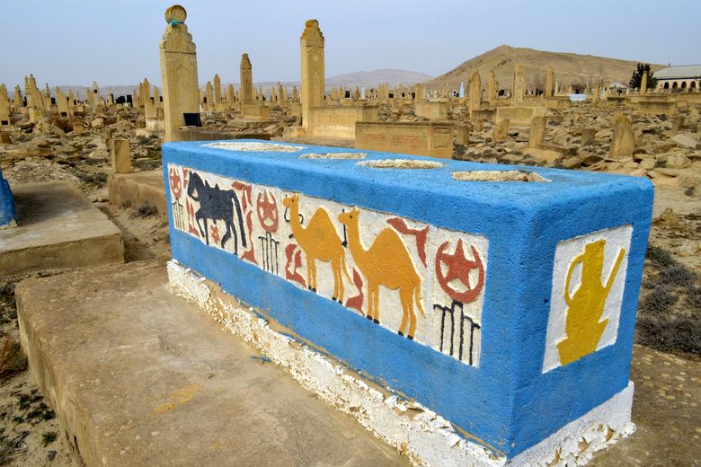 عجيب ترين قبرستان هاى جهان؛ رازهای سوفی حمید