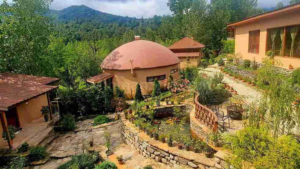 چالش های اقامتگاه های بومگردی