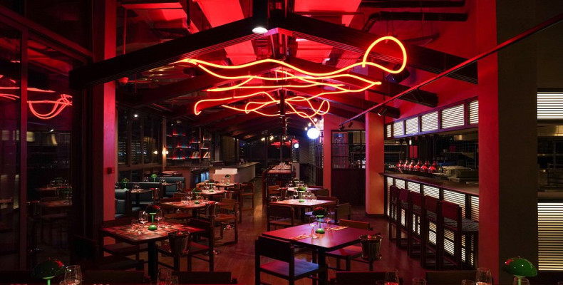 رستوران هاوکر بوی دبی (Hawkerboi)