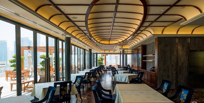 رستوران لانگ تِنگ  (Long Teng Seafood Restaurant)