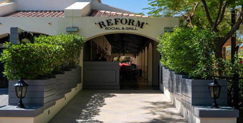 رستوران رفرم سوشال اند گریل (Reform Social & Grill)از بهترین رستوران های دبی