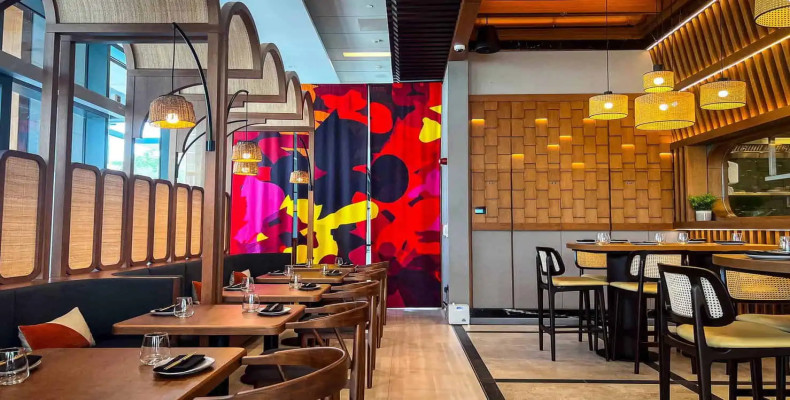 رستوران ریف جاپنیز کوشی‌یاکی (Reif Japanese Kushiyaki)از بهترین رستوران های دبی