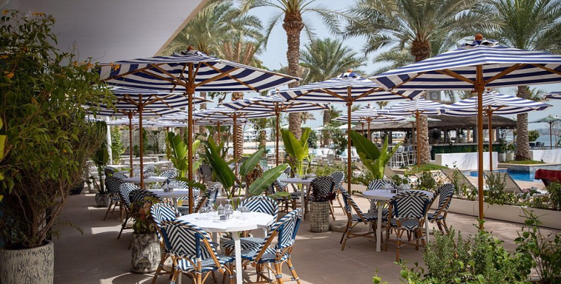 رستوران بایرون بیدرز کلاب دبی (The Byron Bathers Club)