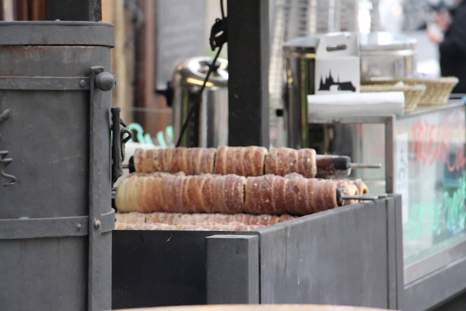 غذاهای سنتی و محلی