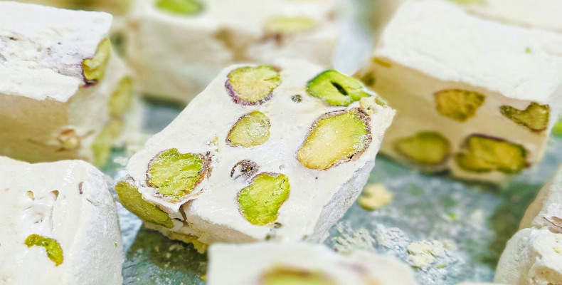 سوغاتی های اصفهان؛ از نصف جهان چه بیاوریم ؟