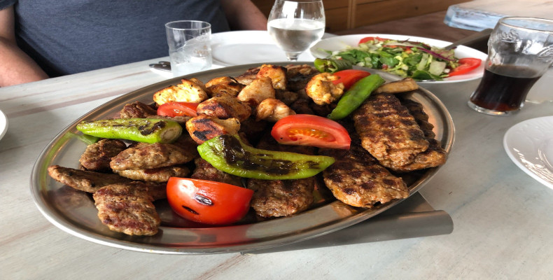 رستوران‌بوتیک شاعر؛ از بهترین رستوران های ارزان لاهور