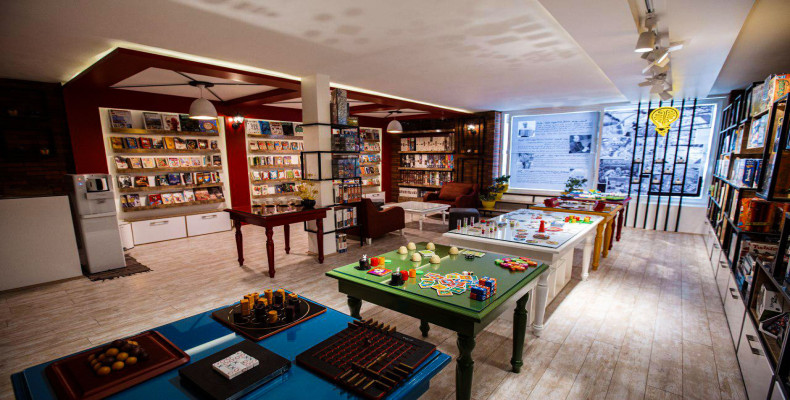 کافه بازی فکر خوب