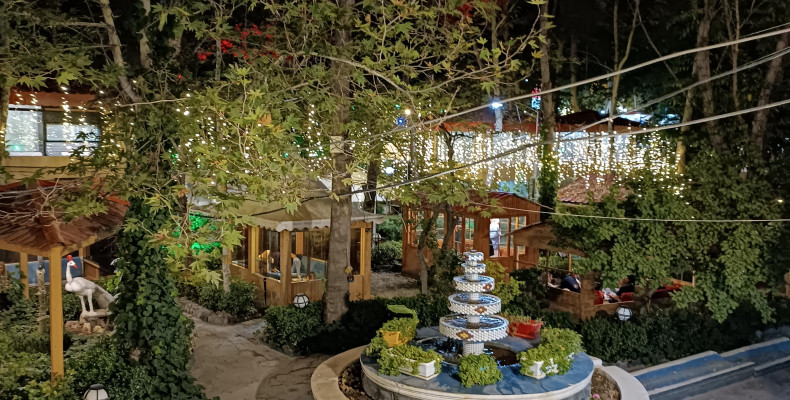 کافی شاپ گراندیس