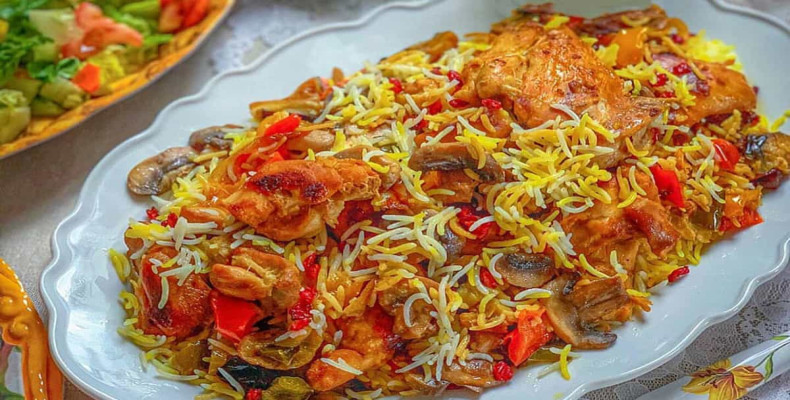 رستوران میرزا پلو