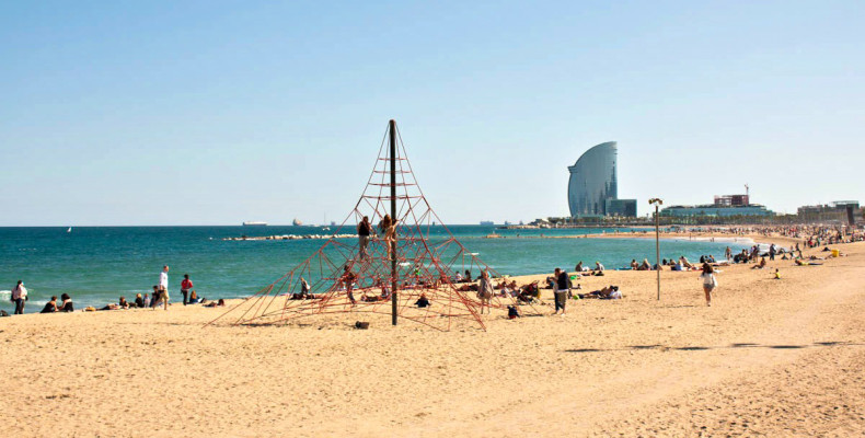 بهترین سواحل بارسلونا