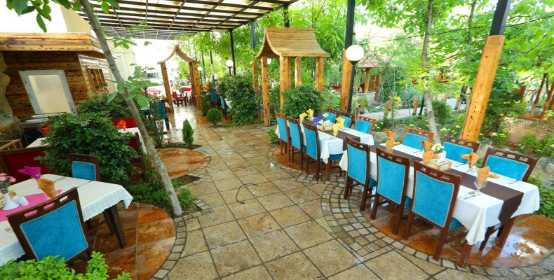 مهستان شاندیز