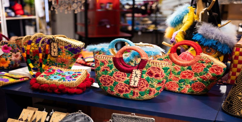 9 تا از بهترین سوغاتی های بانکوک | از قاشق مرواریدی تا پمادهای گیاهی