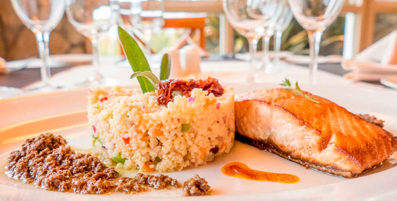 رستوران Bahia