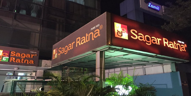  رستوران Sagar Ratna   