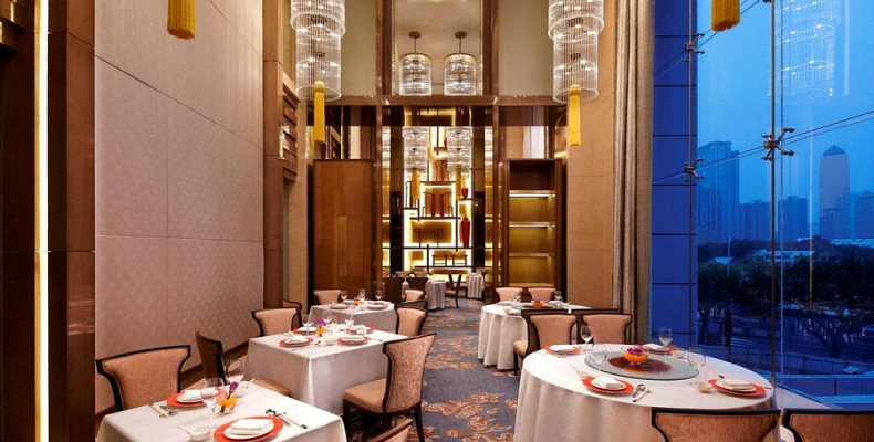 رستوران رور