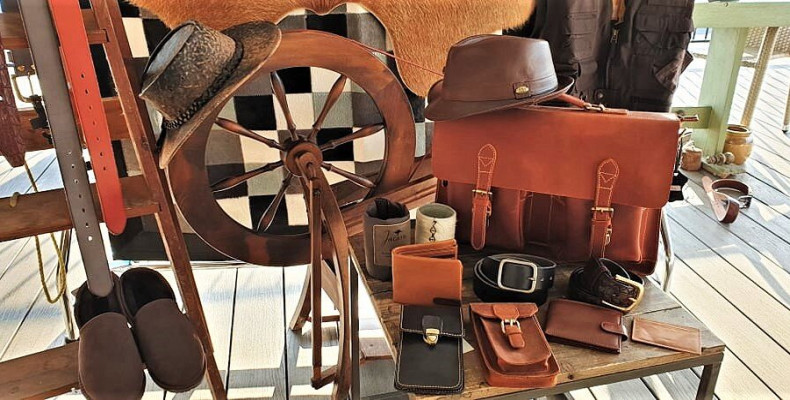 محصولات چرمی