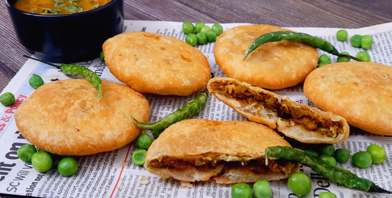 کچوری در رستوران Fateh Chand ki Kachori 