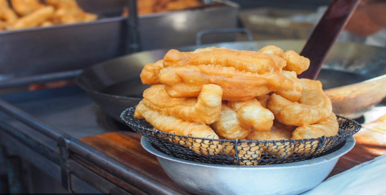 یو تیائو؛ یکی از غذاهای معروف شانگهای