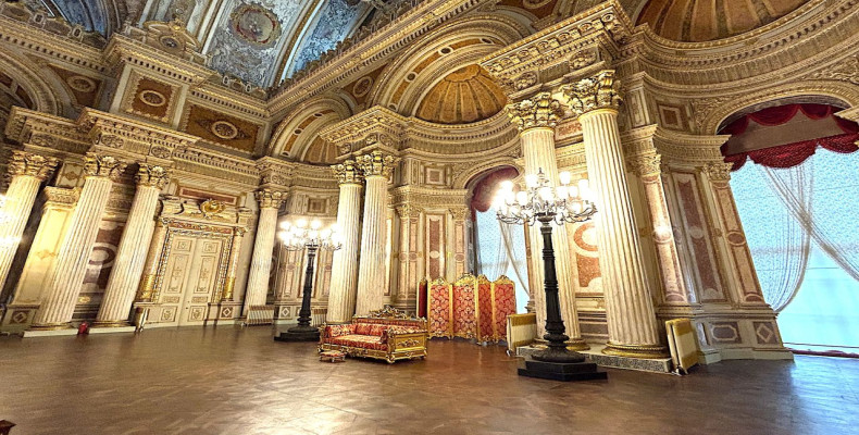 کاخ دولما باغچه استانبول