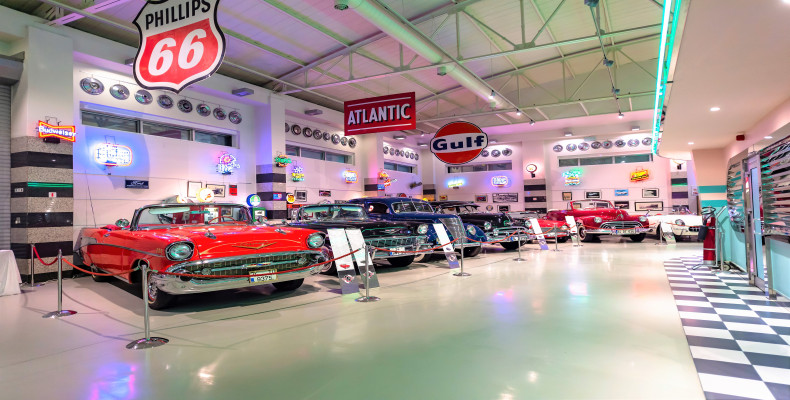 موزه خودروهای کلاسیک اورال آتامان استانبول