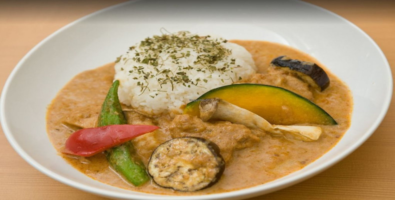 رستروان Wakakusa Curry