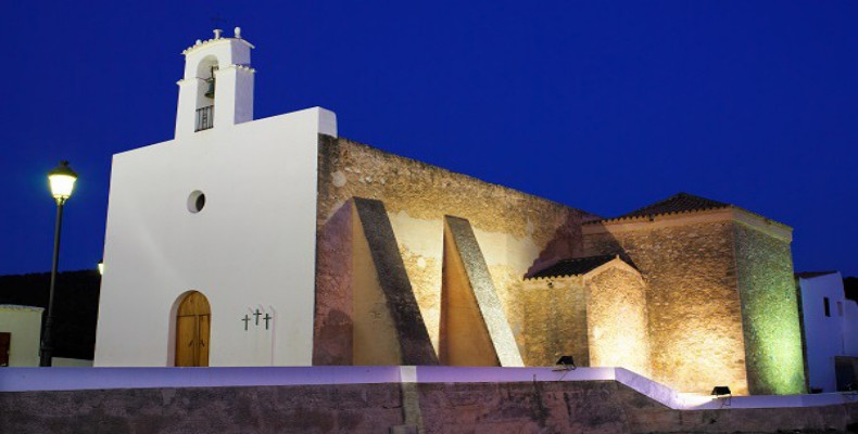 بهترین کلیساهای ایبیزا