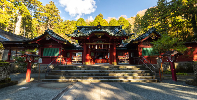 معبد Hakone-Jinja