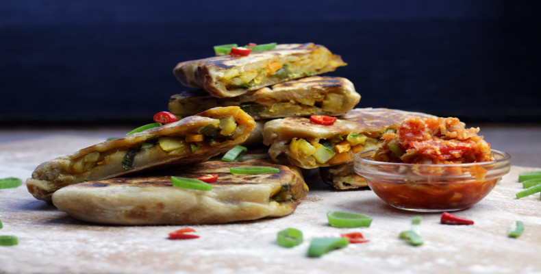 روتی نارگیلی (Coconut Roti - Pol Roti)