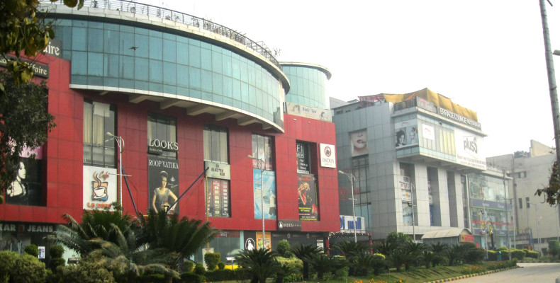 مراکز خرید آگرا 