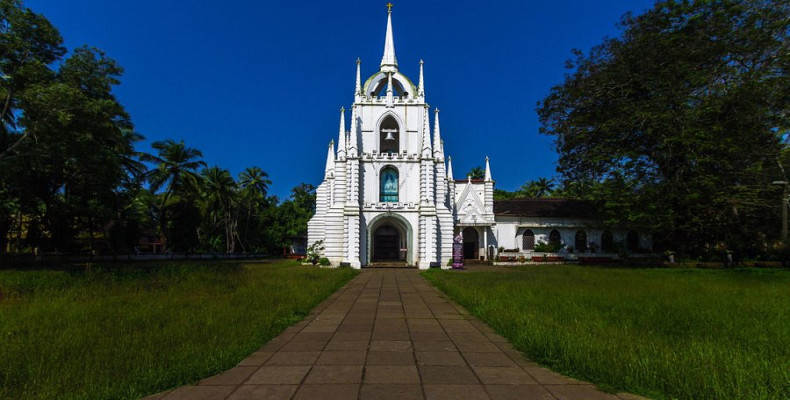 کلیسای مائه ده دئوس