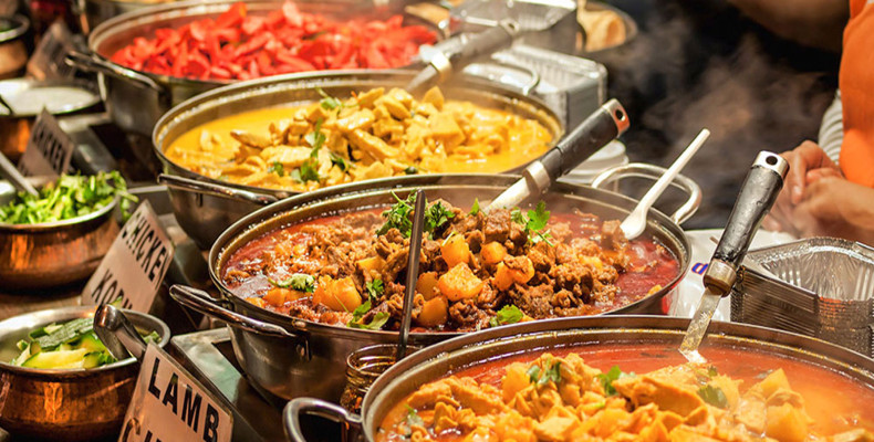 غذاهای خیابانی سریلانکا؛ از کوتو تا نان سوسیس، تجربهای فراموشنشدنی