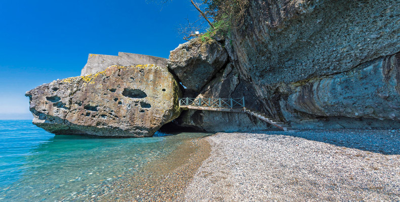 ساحل کامبرنو از جاهای دیدنی ترابزون